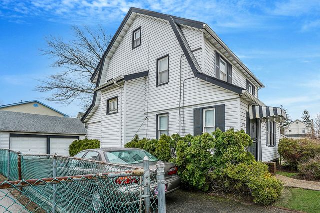 70 Bennett Avenue, Hempstead, NY 11550