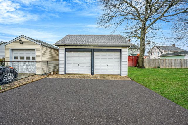 70 Bennett Avenue, Hempstead, NY 11550