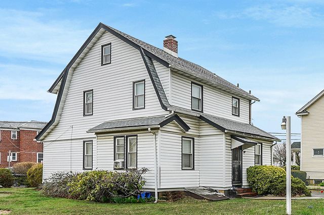 70 Bennett Avenue, Hempstead, NY 11550