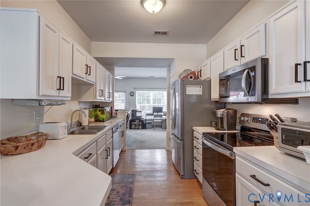 5502 Millstream Ln, Henrico, VA 23228