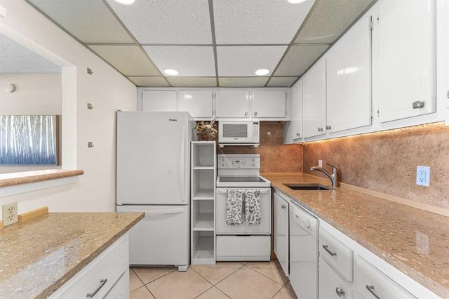 1017 Harwood C, Deerfield Beach, FL 33442