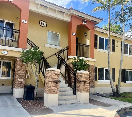 930 NE 33rd Terr 203, Homestead, FL 33033