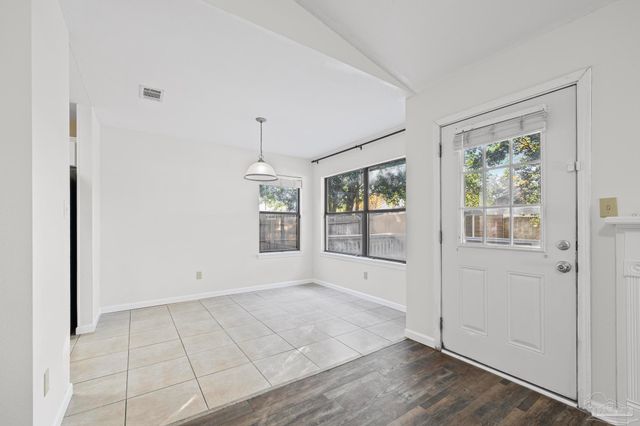 7449 Northpointe Blvd, Pensacola, FL 32514