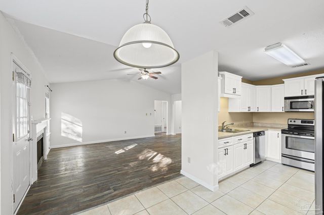 7449 Northpointe Blvd, Pensacola, FL 32514