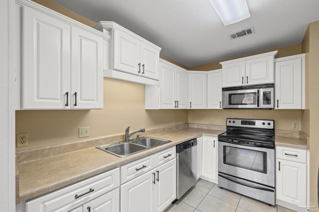 7449 Northpointe Blvd, Pensacola, FL 32514