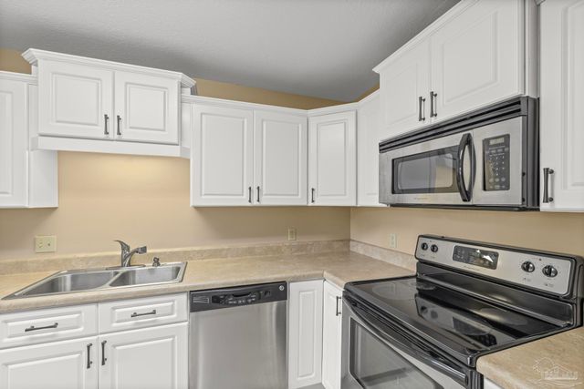 7449 Northpointe Blvd, Pensacola, FL 32514