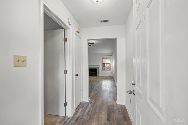 7449 Northpointe Blvd, Pensacola, FL 32514