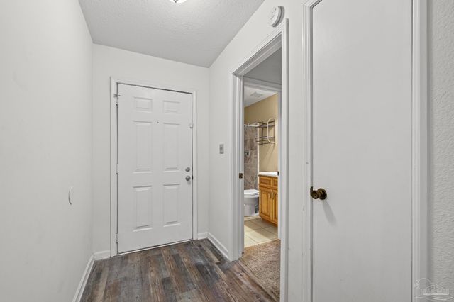 7449 Northpointe Blvd, Pensacola, FL 32514