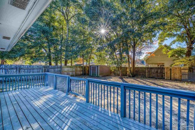 7449 Northpointe Blvd, Pensacola, FL 32514