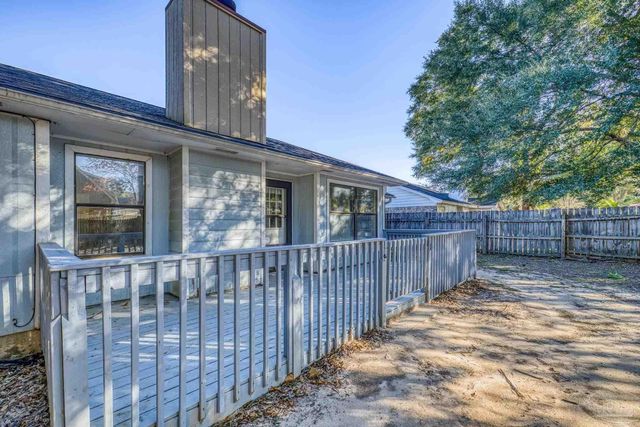 7449 Northpointe Blvd, Pensacola, FL 32514