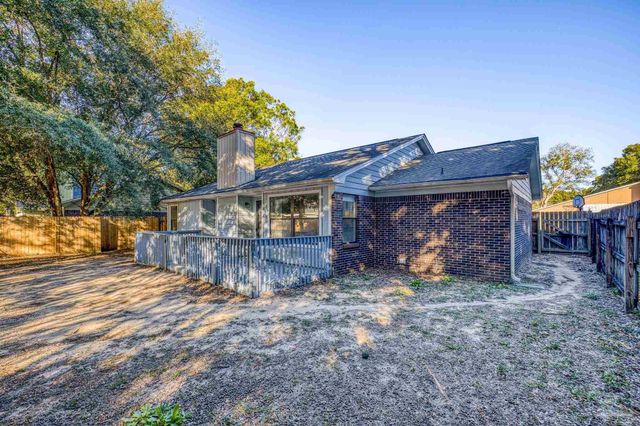 7449 Northpointe Blvd, Pensacola, FL 32514