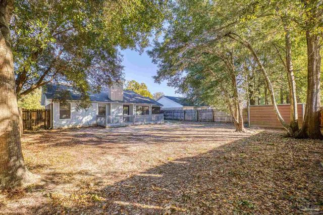 7449 Northpointe Blvd, Pensacola, FL 32514