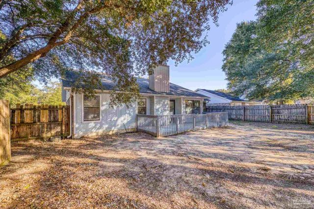 7449 Northpointe Blvd, Pensacola, FL 32514