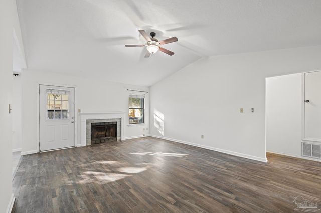 7449 Northpointe Blvd, Pensacola, FL 32514