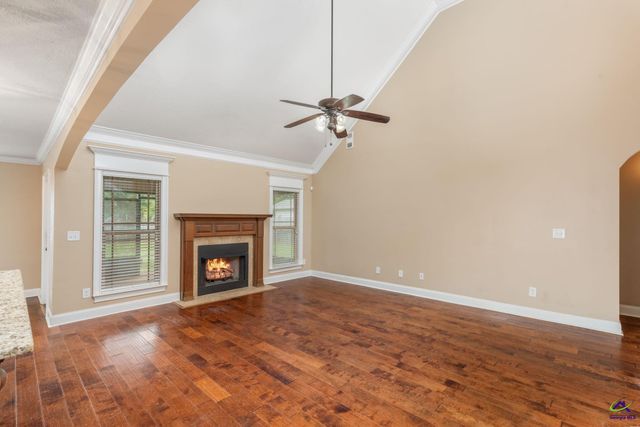 303 Grand Reserve Way, Kathleen, GA 31047