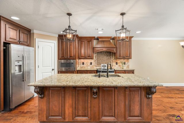 303 Grand Reserve Way, Kathleen, GA 31047