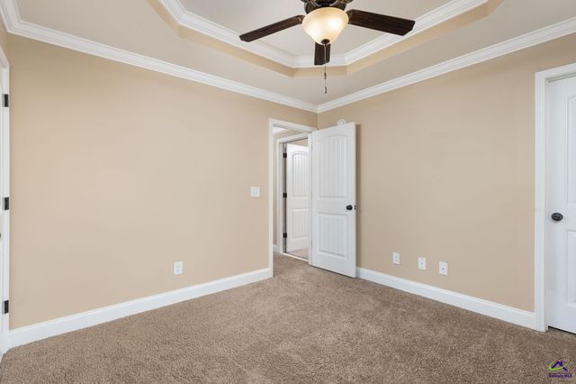 303 Grand Reserve Way, Kathleen, GA 31047
