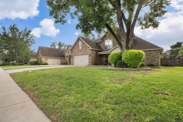 303 Grand Reserve Way, Kathleen, GA 31047