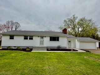 6277 Shepler Church Avenue SW, Navarre, OH 44662