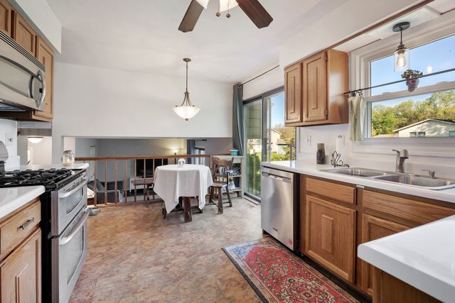 650 BUTTERFIELD Drive, Algonquin, IL 60102
