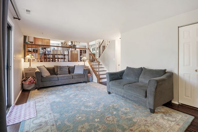 650 BUTTERFIELD Drive, Algonquin, IL 60102