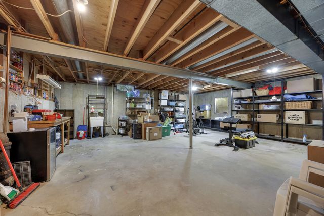 650 BUTTERFIELD Drive, Algonquin, IL 60102