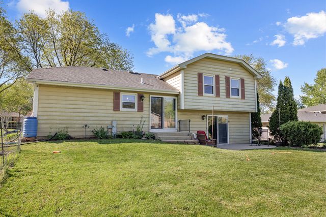 650 BUTTERFIELD Drive, Algonquin, IL 60102