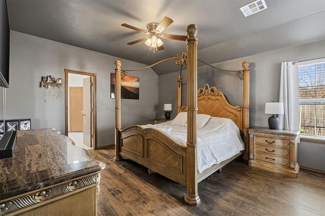 9913 SW 23rd Street, Yukon, OK 73099