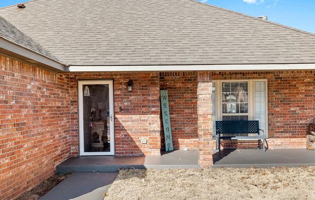 9913 SW 23rd Street, Yukon, OK 73099