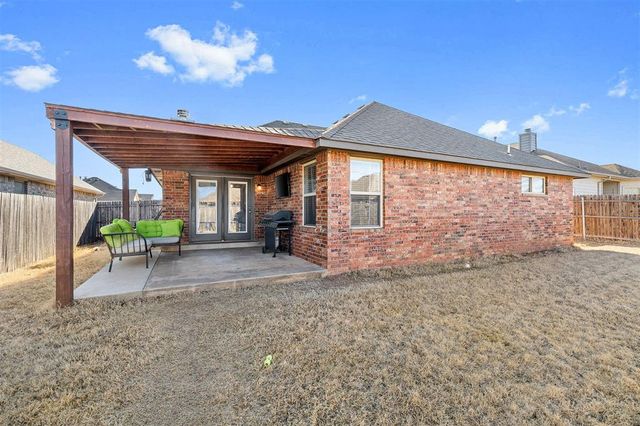 9913 SW 23rd Street, Yukon, OK 73099