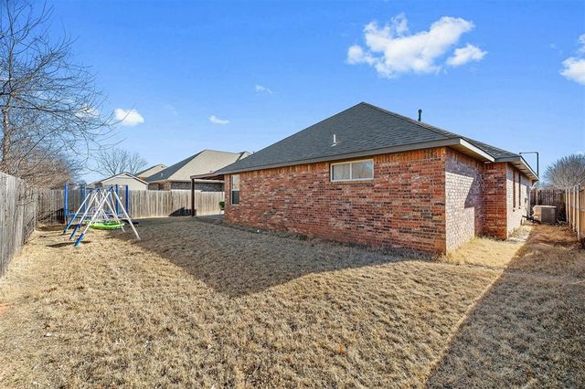 9913 SW 23rd Street, Yukon, OK 73099