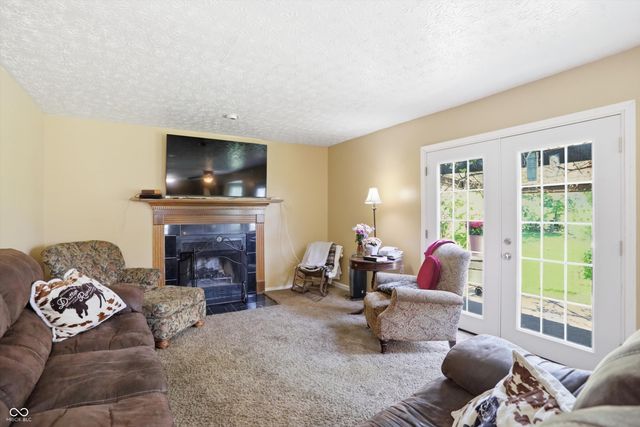 6723 Silver Tree Drive, Indianapolis, IN 46236