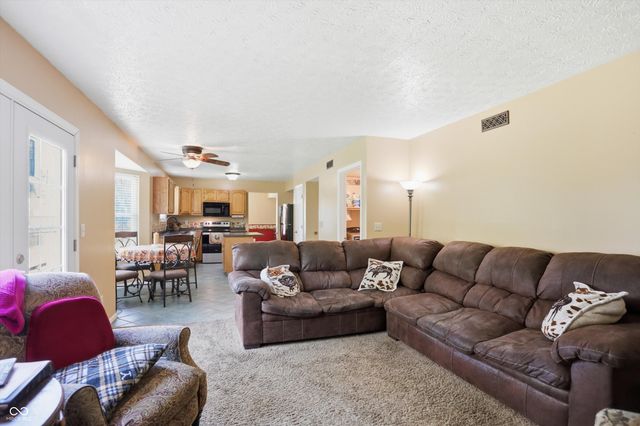 6723 Silver Tree Drive, Indianapolis, IN 46236