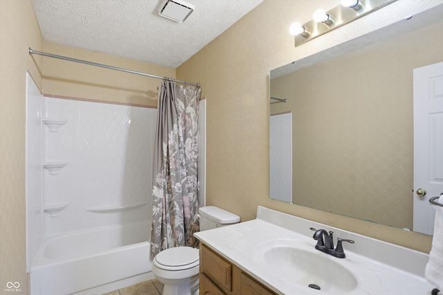 6723 Silver Tree Drive, Indianapolis, IN 46236