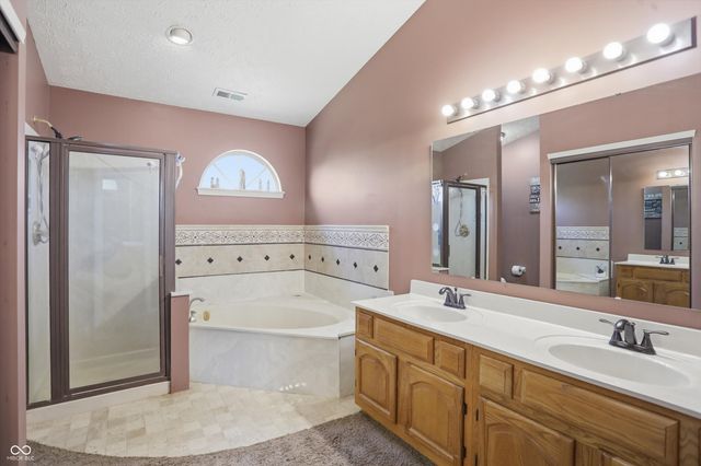 6723 Silver Tree Drive, Indianapolis, IN 46236