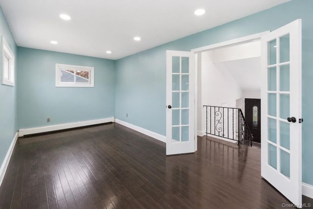 1413 Peters Boulevard, Bay Shore, NY 11706