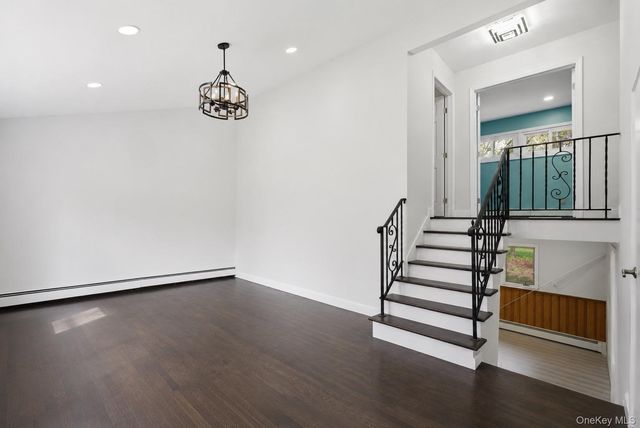 1413 Peters Boulevard, Bay Shore, NY 11706