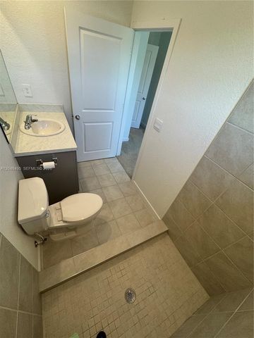 438 NE 12th St, Florida City, FL 33034