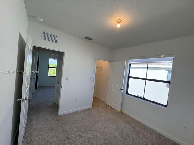 438 NE 12th St, Florida City, FL 33034