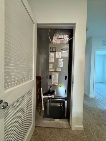 438 NE 12th St, Florida City, FL 33034