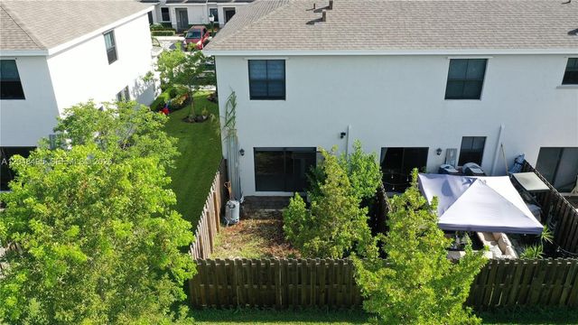 438 NE 12th St, Florida City, FL 33034