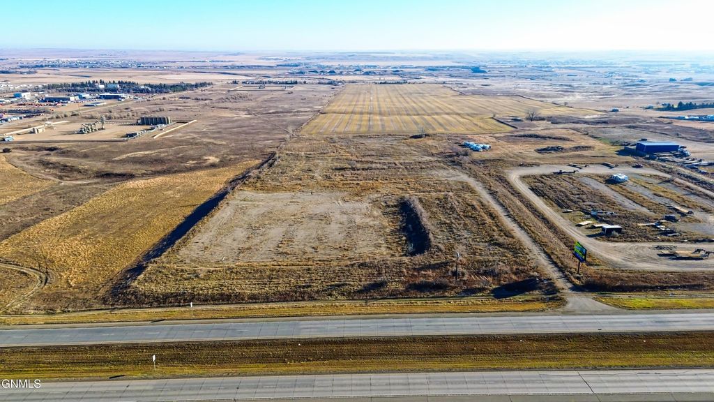 Address unavailable. photo 24