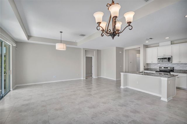 7384 POOL COMPASS LOOP, Wesley Chapel, FL 33545