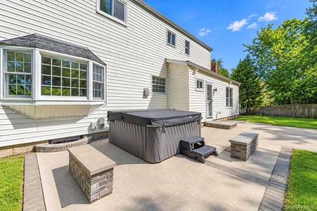 284 Marlin Street, Dix Hills, NY 11746