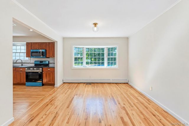 284 Marlin Street, Dix Hills, NY 11746