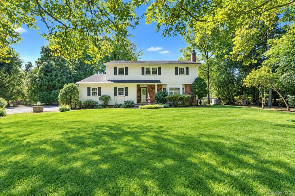 284 Marlin Street, Dix Hills, NY 11746 — exterior