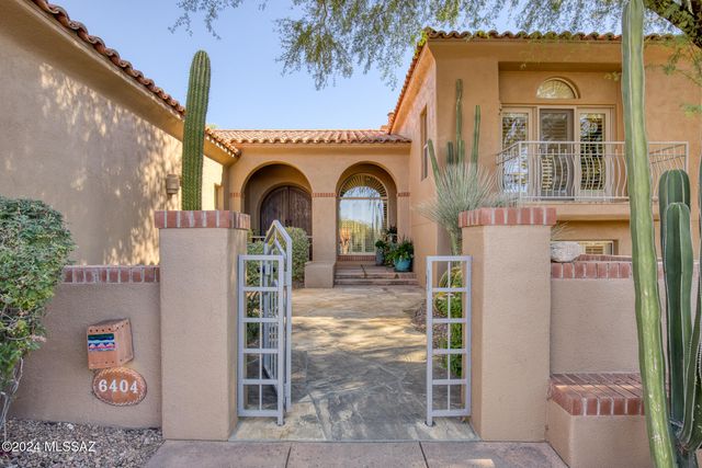 6404 N Desert Wind Circle, Tucson, AZ 85750