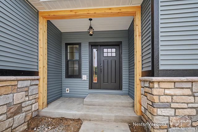 186 9 Mile Road Ne, Plainfield Twp, MI 49321