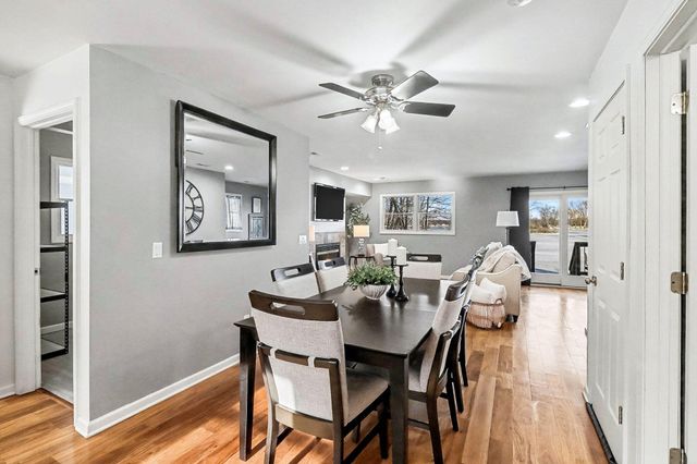 8873 Lagoon Drive, Brighton, MI 48116