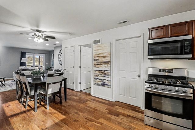 8873 Lagoon Drive, Brighton, MI 48116